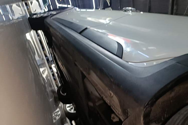 Used Kia KX Cross 2019 1.6L Automatic Dynamic Sunroof Version China VI Left Side Sill