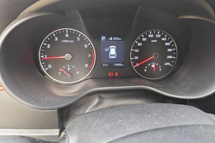 Used Kia KX Cross 2019 1.6L Automatic Dynamic Sunroof Version China VI Odometer Close Up
