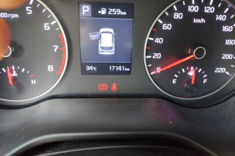 Used Kia KX Cross 2019 1.6L Automatic Dynamic Sunroof Version China VI Odometer Close Up