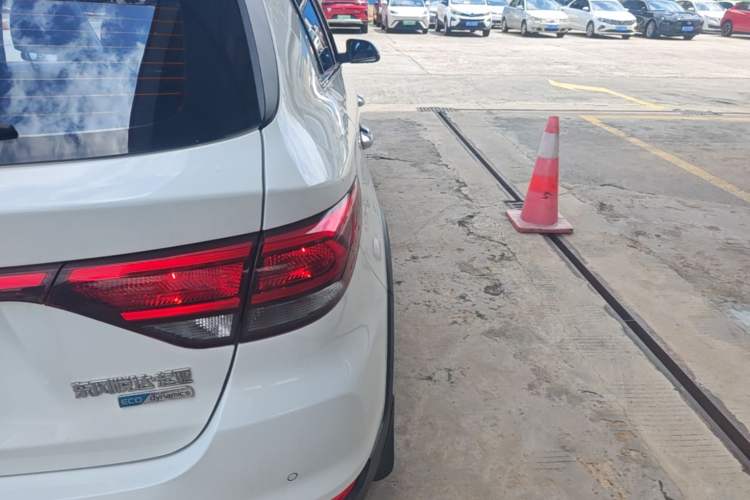 Used Kia KX Cross 2019 1.6L Automatic Dynamic Sunroof Version China VI Right Rear Taillight