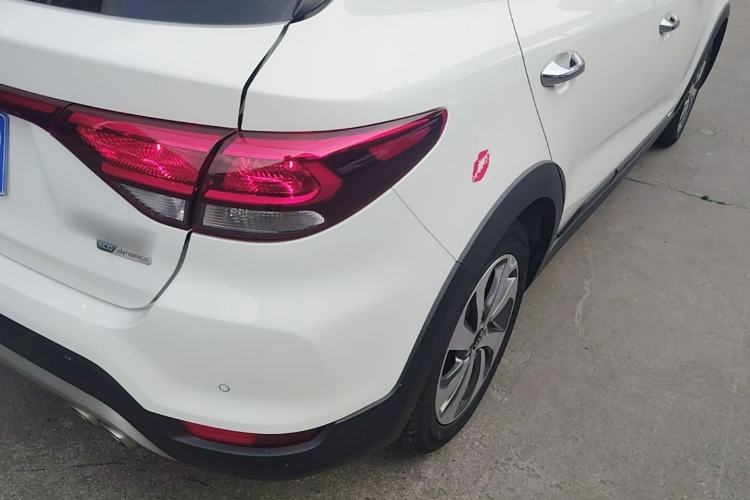Used Kia KX Cross 2019 1.6L Automatic Dynamic Sunroof Version China VI Right Rear Taillight