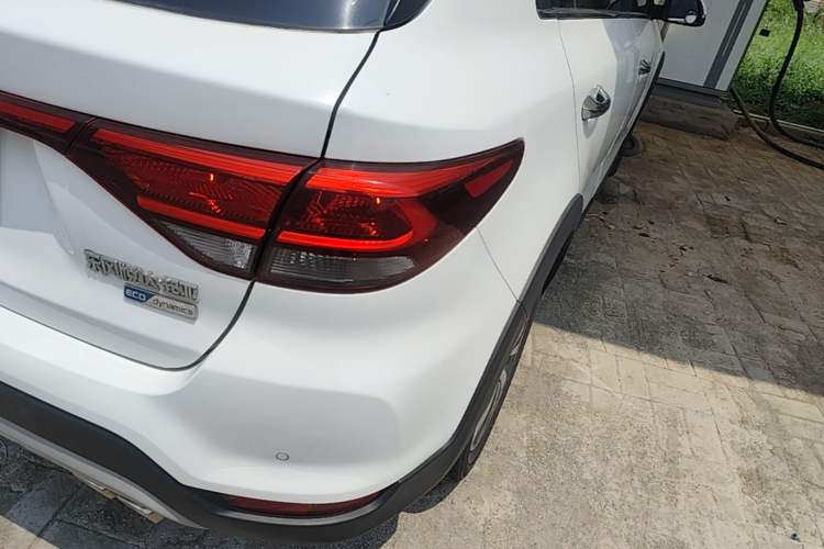 Used Kia KX Cross 2019 1.6L Automatic Dynamic Sunroof Version China VI Right Rear Taillight