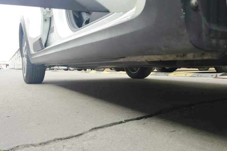 Used Kia KX Cross 2019 1.6L Automatic Dynamic Sunroof Version China VI Right Side Sill