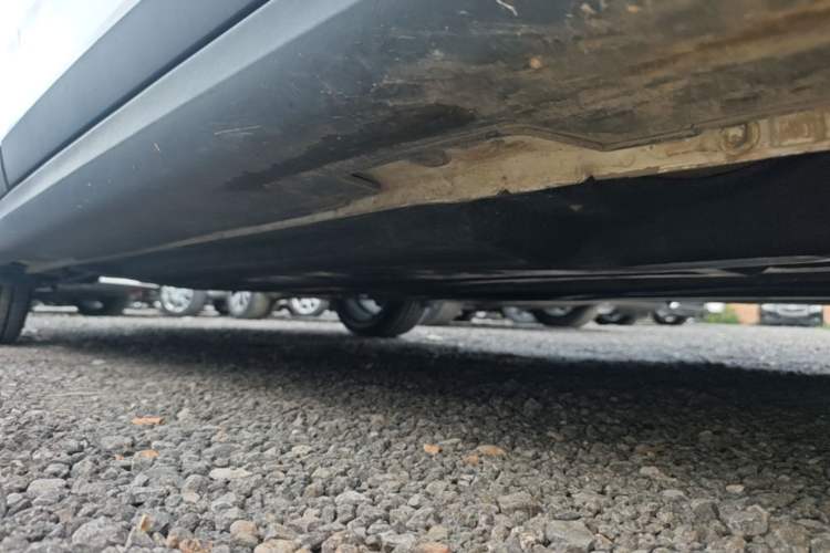 Used Kia KX Cross 2019 1.6L Automatic Dynamic Sunroof Version China VI Right Side Sill