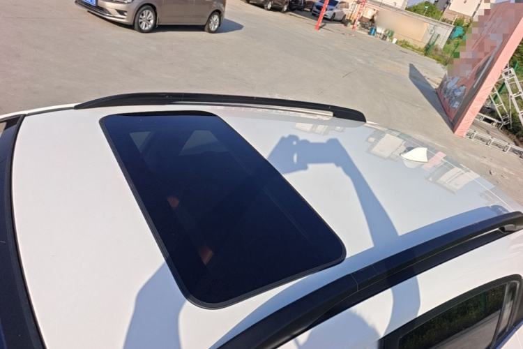 Used Kia KX Cross 2019 1.6L Automatic Dynamic Sunroof Version China VI Roof