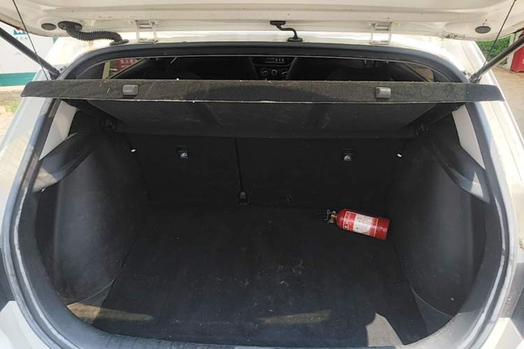 Used Kia KX Cross 2019 1.6L Automatic Dynamic Sunroof Version China VI Trunk