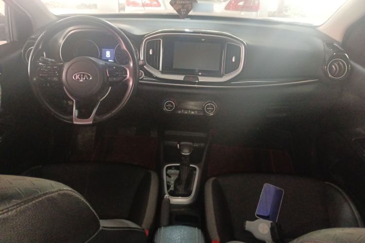 Used Kia kx1 Stonic 2019 1.4L Automatic Fun Edition China V Standard Center Console