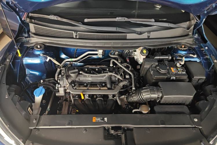 Used Kia kx1 Stonic 2019 1.4L Automatic Sport Edition China VI Engine Bay