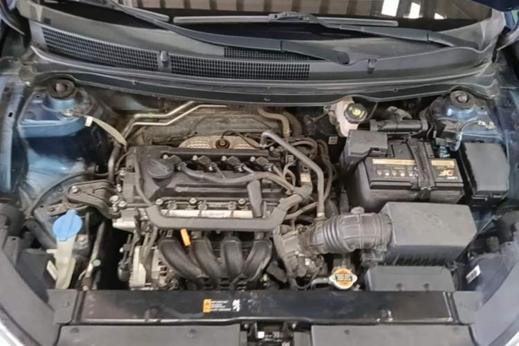 Used Kia kx1 Stonic 2019 1.4L Automatic Fun Edition China V Standard Engine Bay