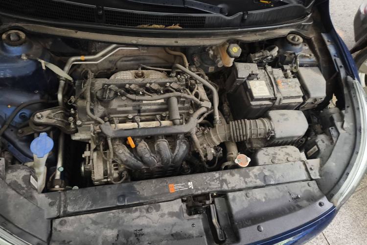 Used Kia kx1 Stonic 2019 1.4L Manual Fun Edition China VI Standard Engine Bay