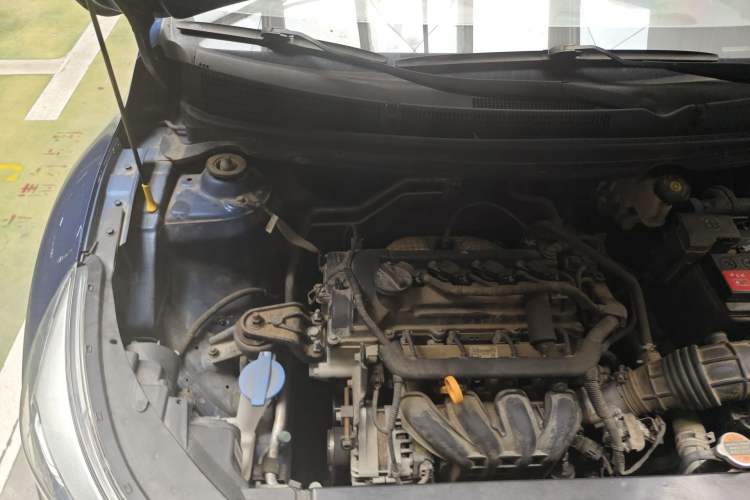 Used Kia kx1 Stonic 2019 1.4L Automatic Fun Edition China VI Engine Bay Right