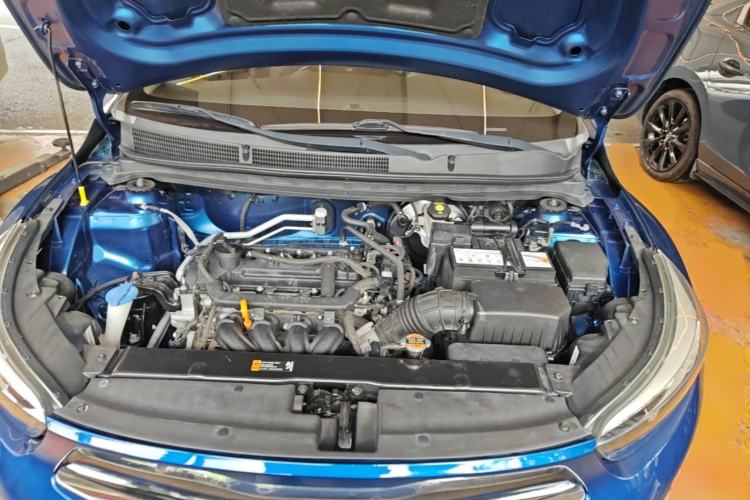 Used Kia kx1 Stonic 2019 1.4L Automatic Sport Edition China VI Engine Bay