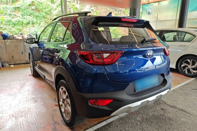 Used Kia kx1 Stonic 2019 1.4L Automatic Sport Edition China VI Exterior 2