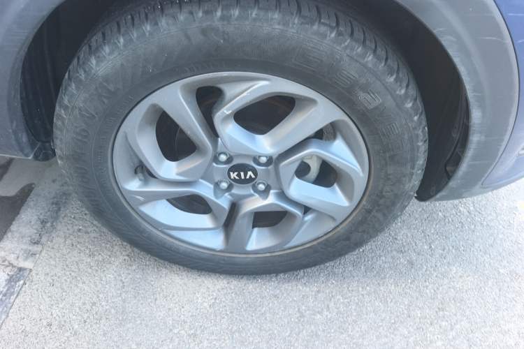 Used Kia kx1 Stonic 2019 1.4L Automatic Fun Edition China V Standard Exterior 7