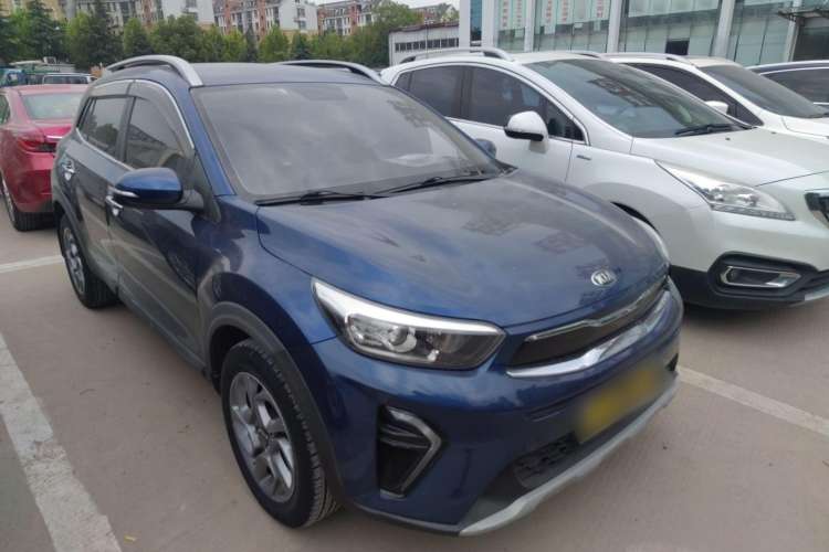 Used Kia kx1 Stonic 2019 1.4L Automatic Fun Edition China V Standard Front Right 45 Deg