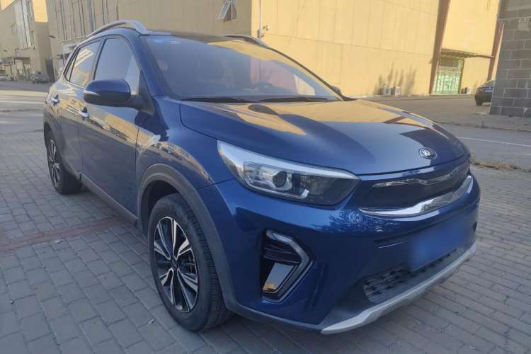 Used Kia kx1 Stonic 2019 1.4L Automatic Fun Edition China VI Front Right 45 Deg