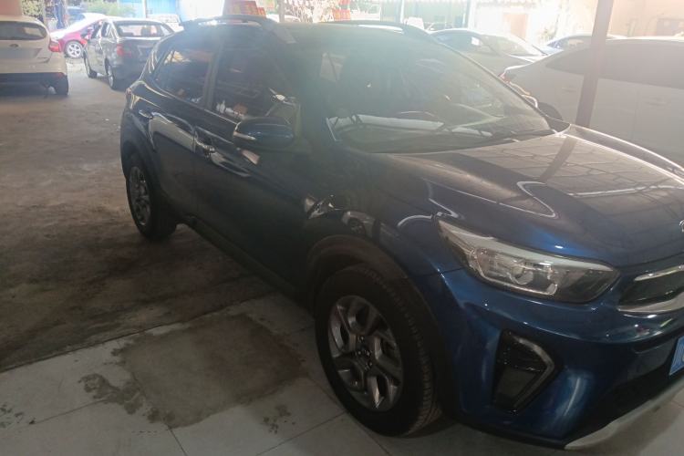 Used Kia kx1 Stonic 2019 1.4L Automatic Fun Edition China V Standard Front Right 45 Deg