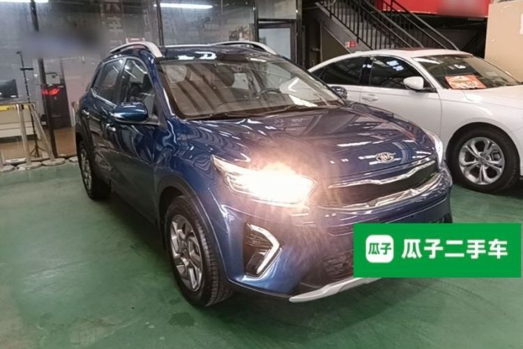 Used Kia kx1 Stonic 2019 1.4L Automatic Fun Edition China V Standard Front Right 45 Deg