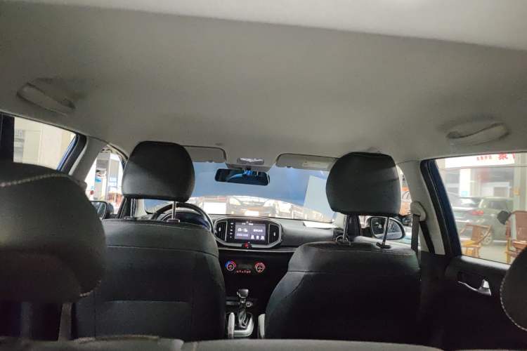 Used Kia kx1 Stonic 2019 1.4L Automatic Sport Edition China VI Headliner