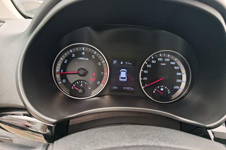 Used Kia kx1 Stonic 2019 1.4L Automatic Sport Edition China VI Instrument Cluster
