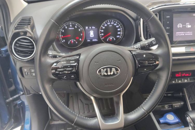Used Kia kx1 Stonic 2019 1.4L Automatic Sport Edition China VI Interior 1