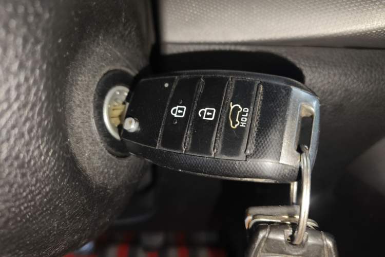 Used Kia kx1 Stonic 2019 1.4L Manual Fun Edition China VI Standard Interior 1
