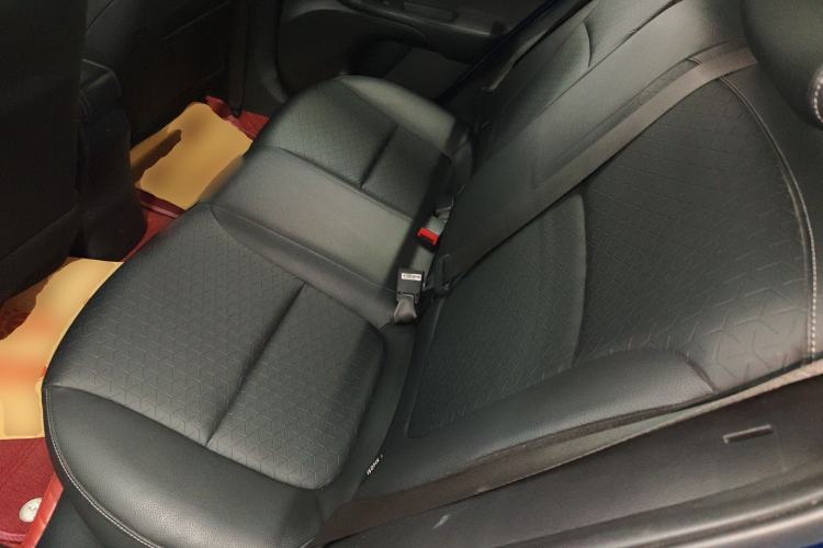 Used Kia kx1 Stonic 2019 1.4L Automatic Sport Edition China VI Interior 4