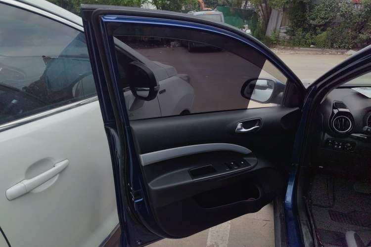 Used Kia kx1 Stonic 2019 1.4L Automatic Fun Edition China V Standard Left Front Door Interior