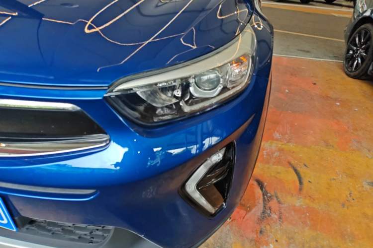 Used Kia kx1 Stonic 2019 1.4L Automatic Sport Edition China VI Left Front Headlight