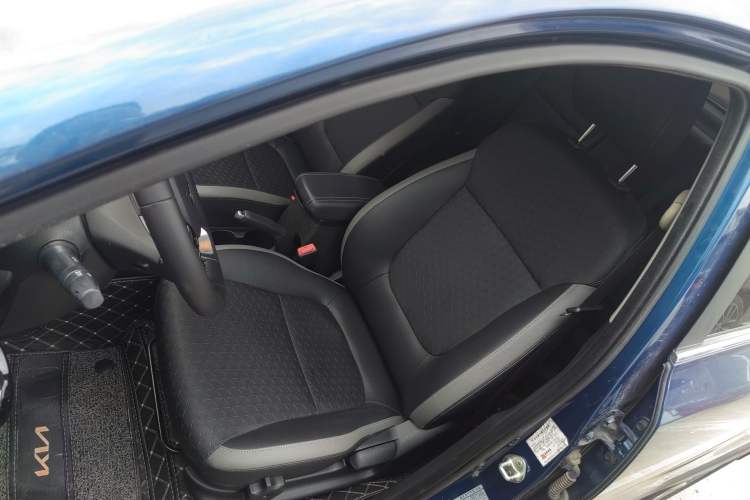 Used Kia kx1 Stonic 2019 1.4L Automatic Fun Edition China V Standard Left Front Seat