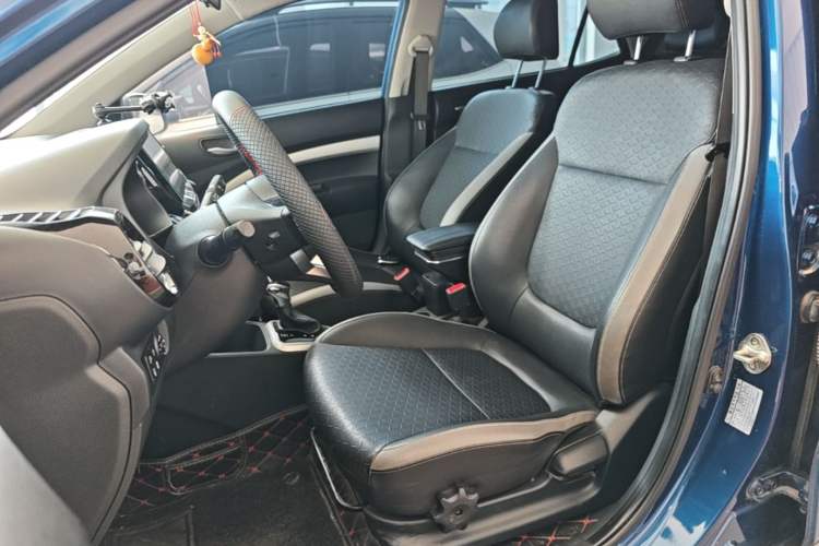 Used Kia kx1 Stonic 2019 1.4L Automatic Fun Edition China V Standard Left Front Seat