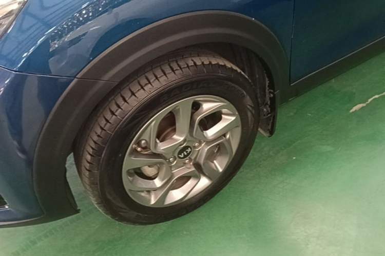 Used Kia kx1 Stonic 2019 1.4L Automatic Fun Edition China V Standard Left Front Wheel Hub
