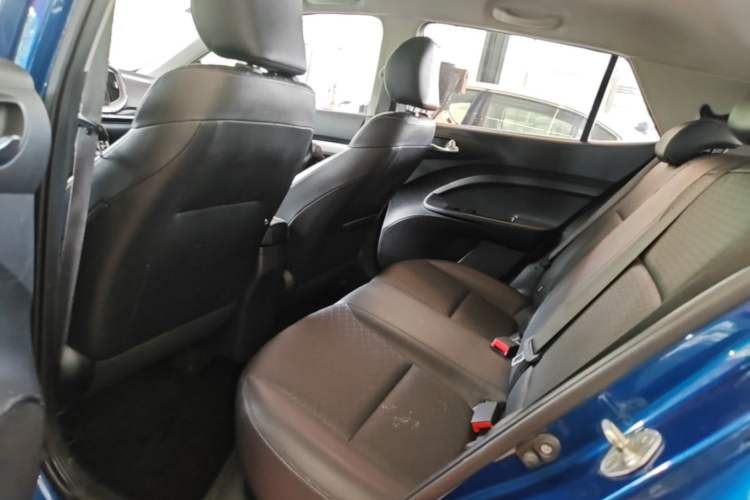 Used Kia kx1 Stonic 2019 1.4L Automatic Sport Edition China VI Left Rear Seat
