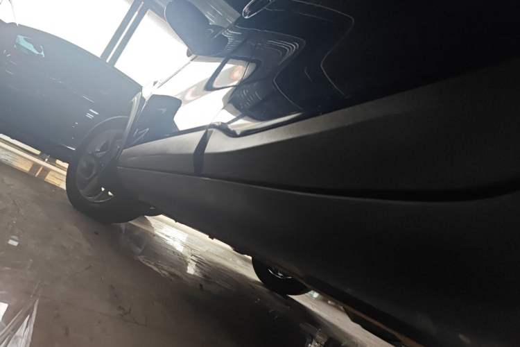 Used Kia kx1 Stonic 2019 1.4L Automatic Sport Edition China VI Left Side Sill