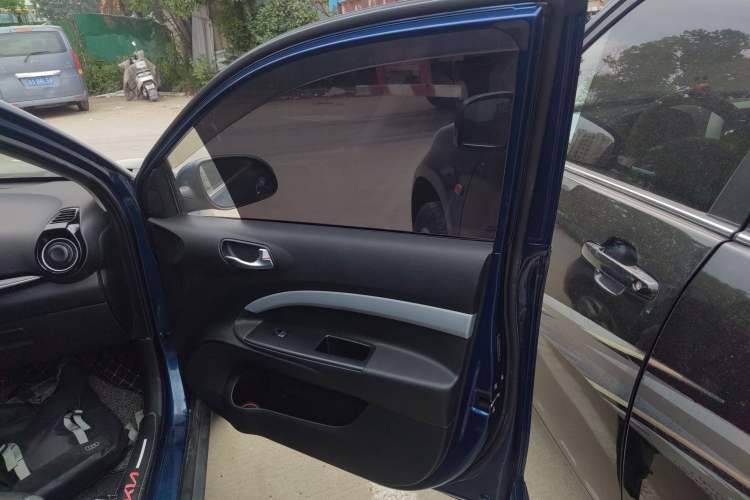 Used Kia kx1 Stonic 2019 1.4L Automatic Fun Edition China V Standard Right Front Door Interior