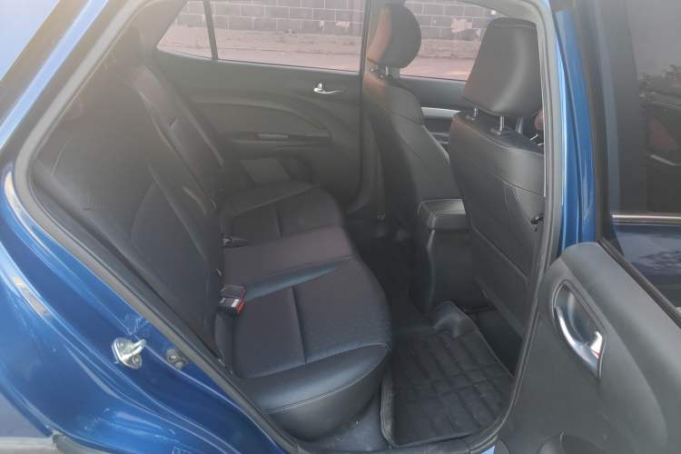 Used Kia kx1 Stonic 2019 1.4L Automatic Fun Edition China VI Right Rear Seat