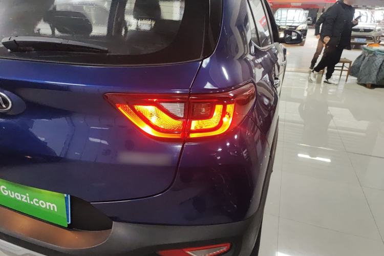Used Kia kx1 Stonic 2019 1.4L Automatic Sport Edition China VI Right Rear Taillight