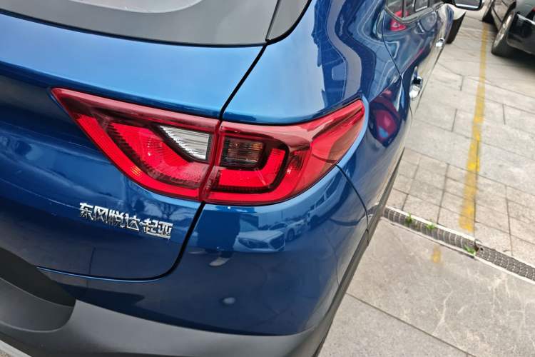 Used Kia kx1 Stonic 2019 1.4L Automatic Sport Edition China VI Right Rear Taillight