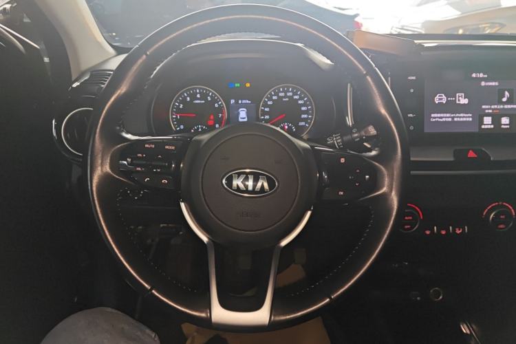 Used Kia kx1 Stonic 2019 1.4L Automatic Sport Edition China VI Steering Wheel