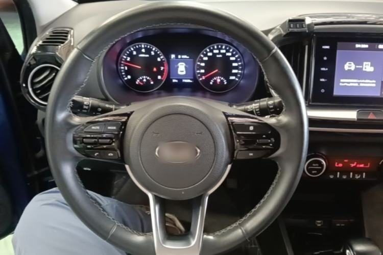 Used Kia kx1 Stonic 2019 1.4L Automatic Fun Edition China V Standard Steering Wheel