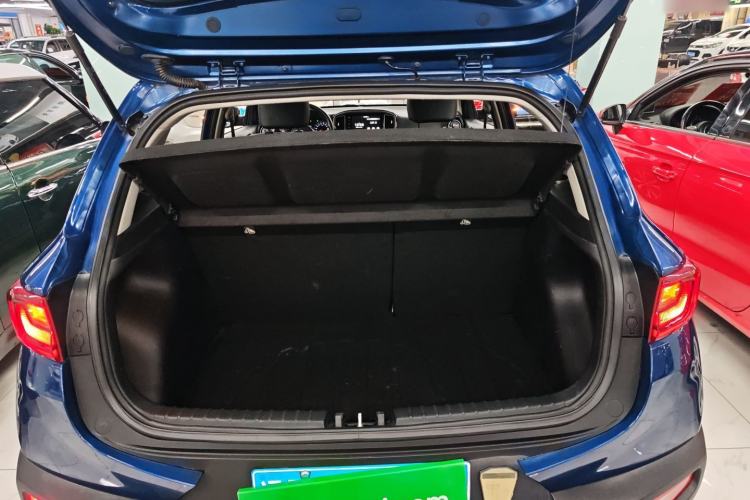 Used Kia kx1 Stonic 2019 1.4L Automatic Sport Edition China VI Trunk