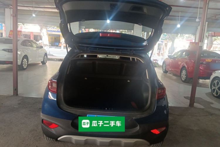 Used Kia kx1 Stonic 2019 1.4L Automatic Fun Edition China V Standard Trunk
