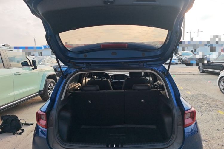 Used Kia kx1 Stonic 2019 1.4L Automatic Fun Edition China VI Trunk