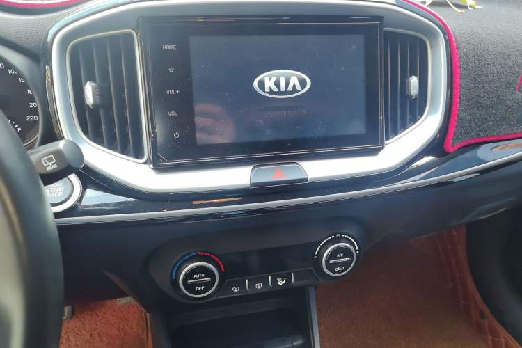 Used Kia kx1 Stonic 2019 1.4L Automatic Fun Edition China VI Audio And AC Panel