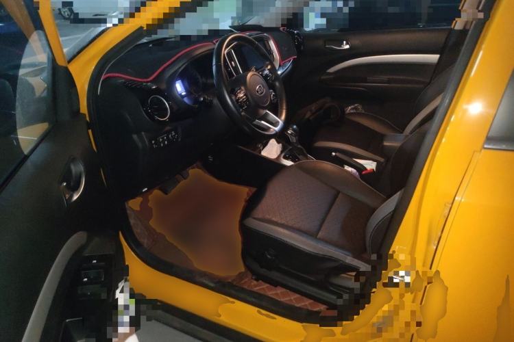 Used Kia kx1 Stonic 2019 1.4L Automatic Fun Edition China VI Driver Seat