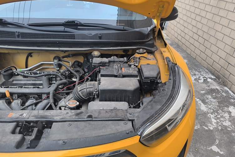 Used Kia kx1 Stonic 2019 1.4L Automatic Fun Edition China V Standard Engine Bay Left