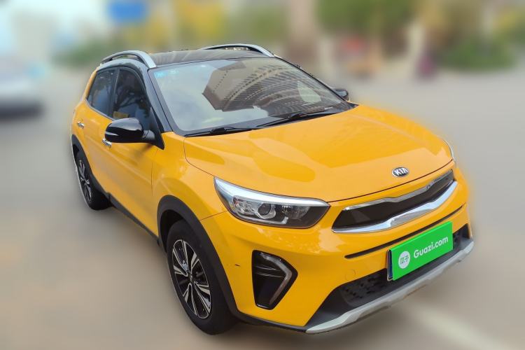 Used Kia kx1 Stonic 2019 1.4L Automatic Fun Edition China VI Front Right 45 Deg