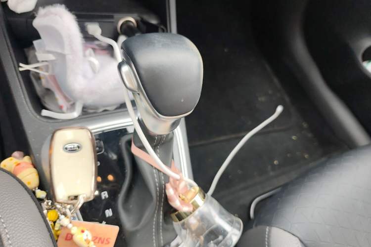 Used Kia kx1 Stonic 2019 1.4L Automatic Fun Edition China VI Gear Lever