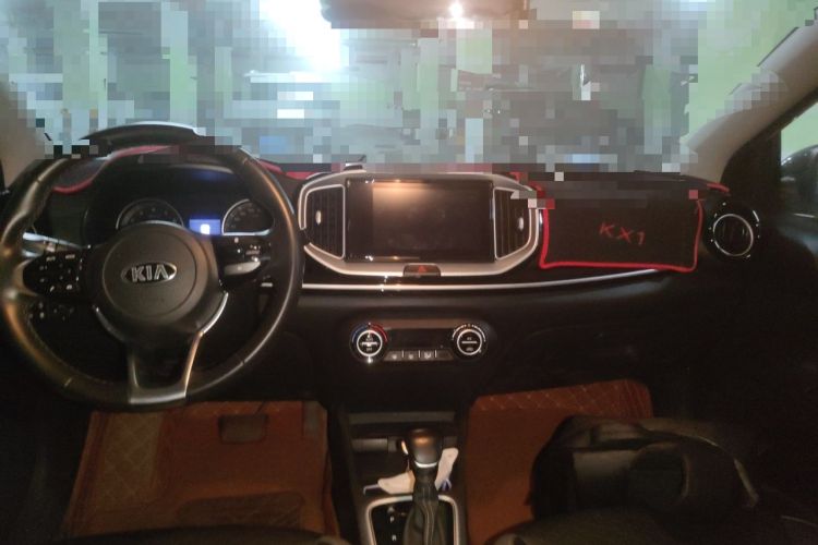 Used Kia kx1 Stonic 2019 1.4L Automatic Fun Edition China VI Headliner