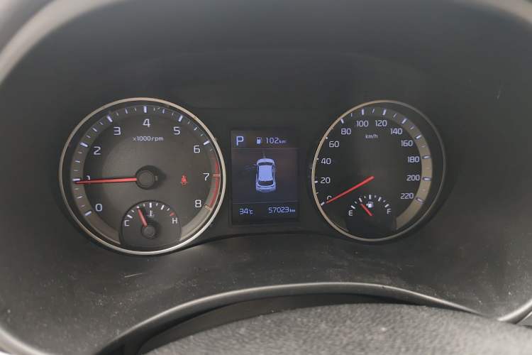 Used Kia kx1 Stonic 2019 1.4L Automatic Fun Edition China VI Instrument Cluster